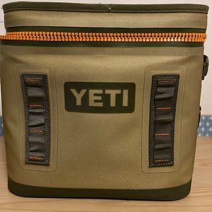 Yeti Original Hopper Flip 12